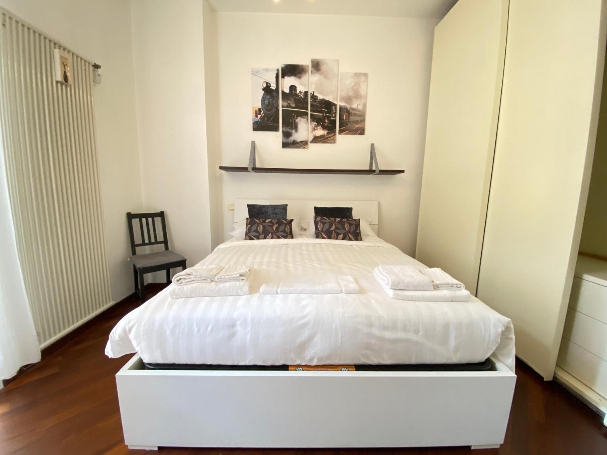 Avantgard Rooms Western Station Bolonia Zewnętrze zdjęcie