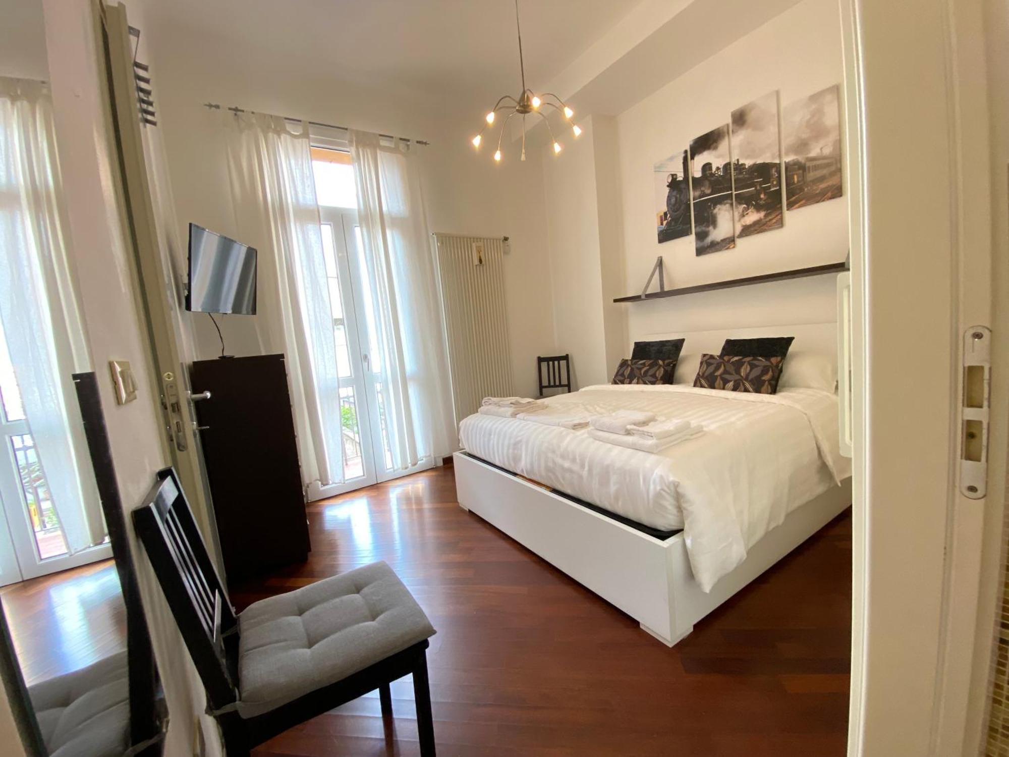 Avantgard Rooms Western Station Bolonia Zewnętrze zdjęcie