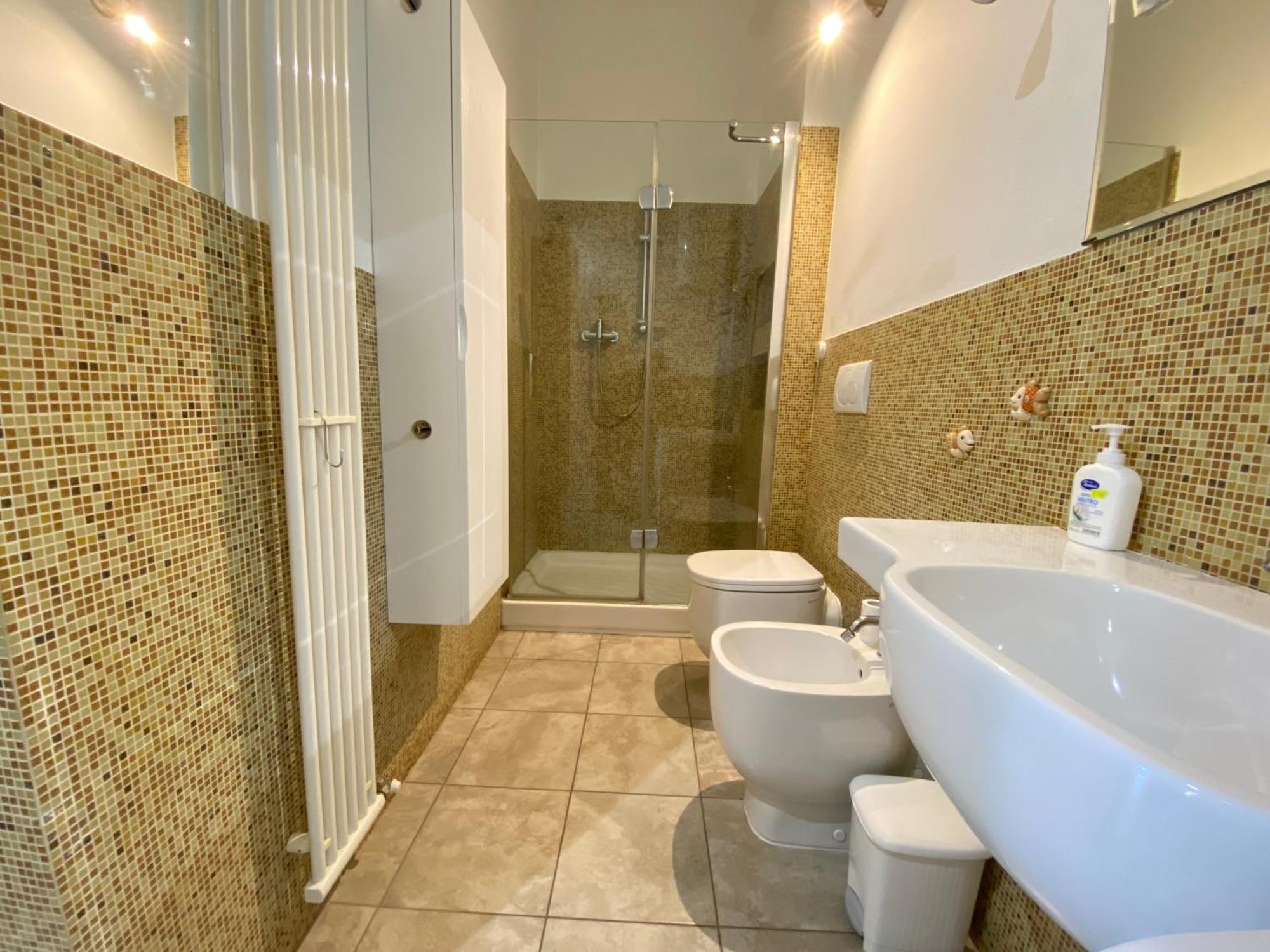 Avantgard Rooms Western Station Bolonia Zewnętrze zdjęcie