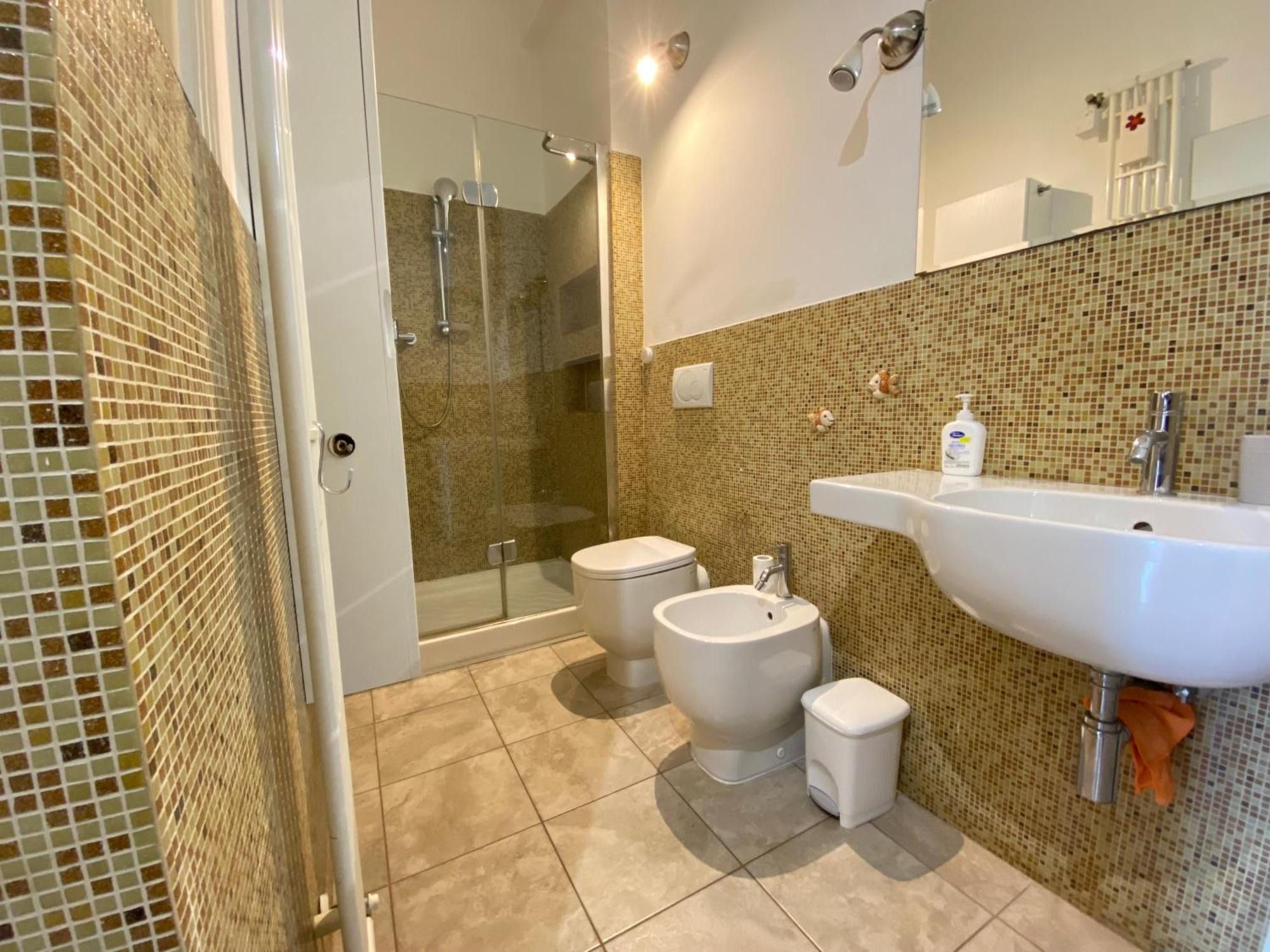 Avantgard Rooms Western Station Bolonia Zewnętrze zdjęcie